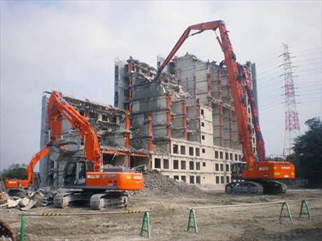 解体工事_R.jpg